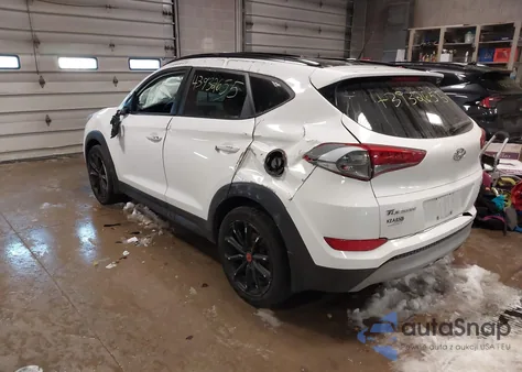 2017 Hyundai Tucson Night из США, поврежденный, VIN KM8J3CA27HU534903